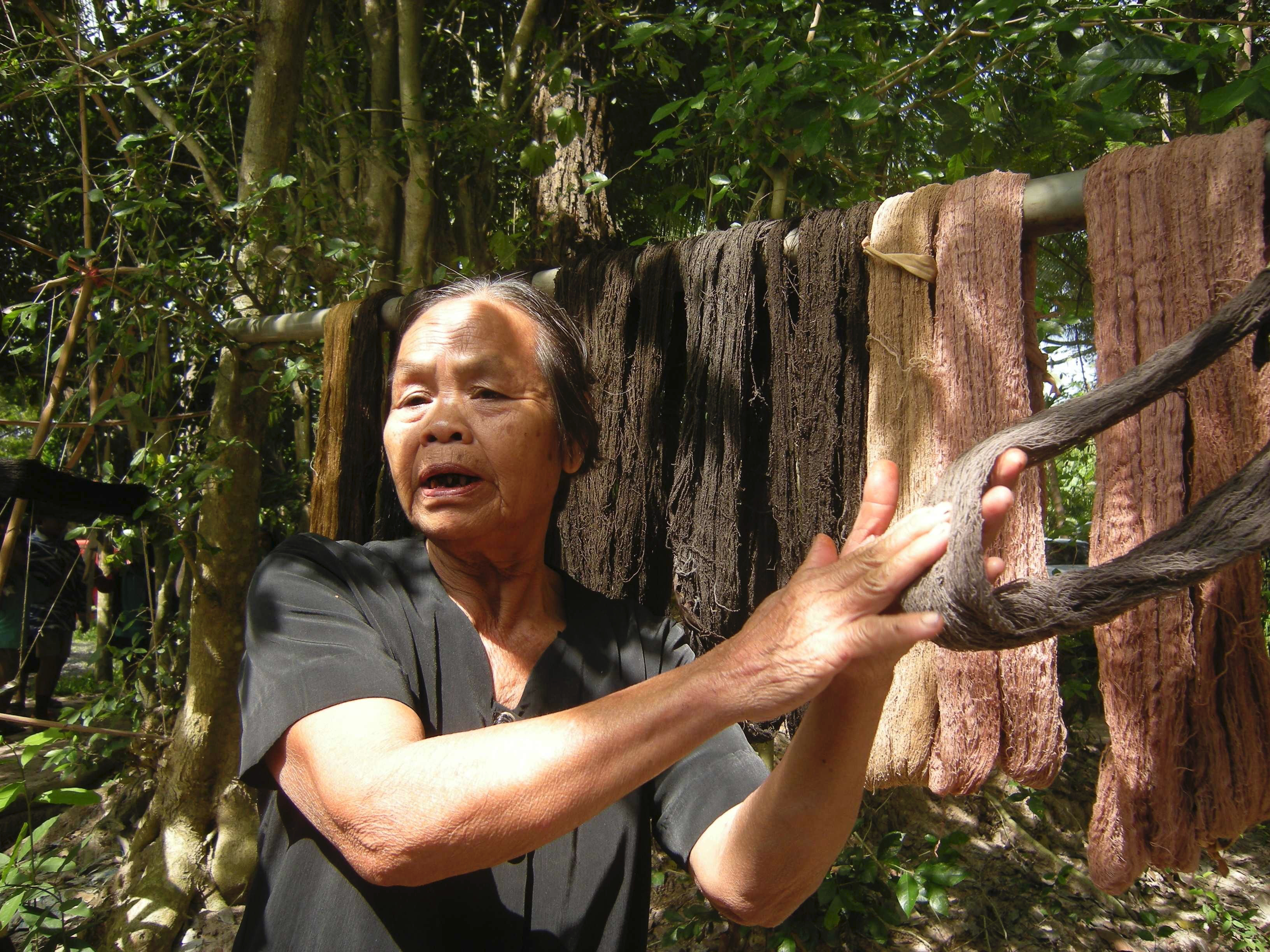 Pan Parahom Womanifesto Mae Pan explains natural dyes