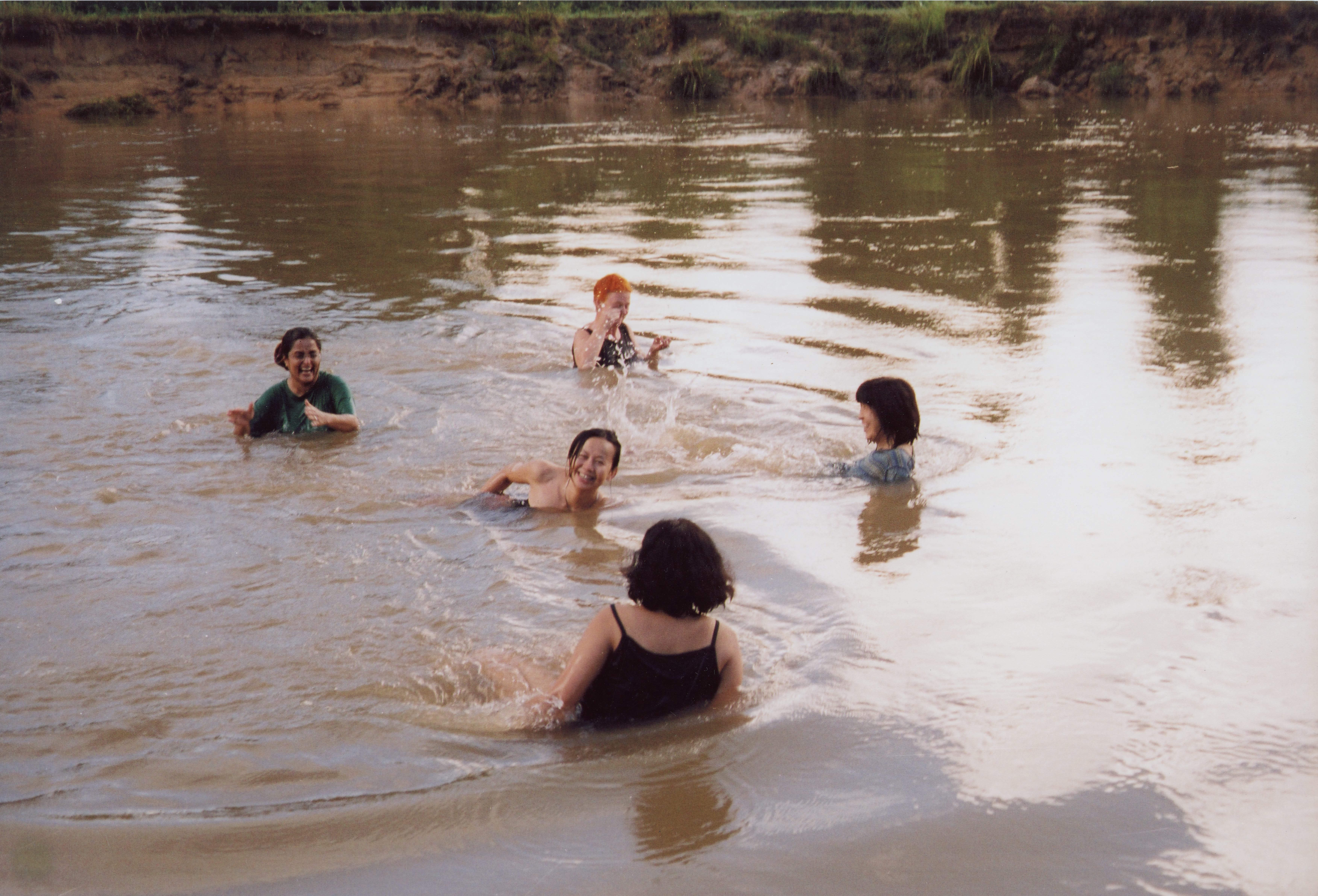 Joy, photography by Yin Xiuzhen capturing Womanifesto way, Womanifesto Workshop 2001