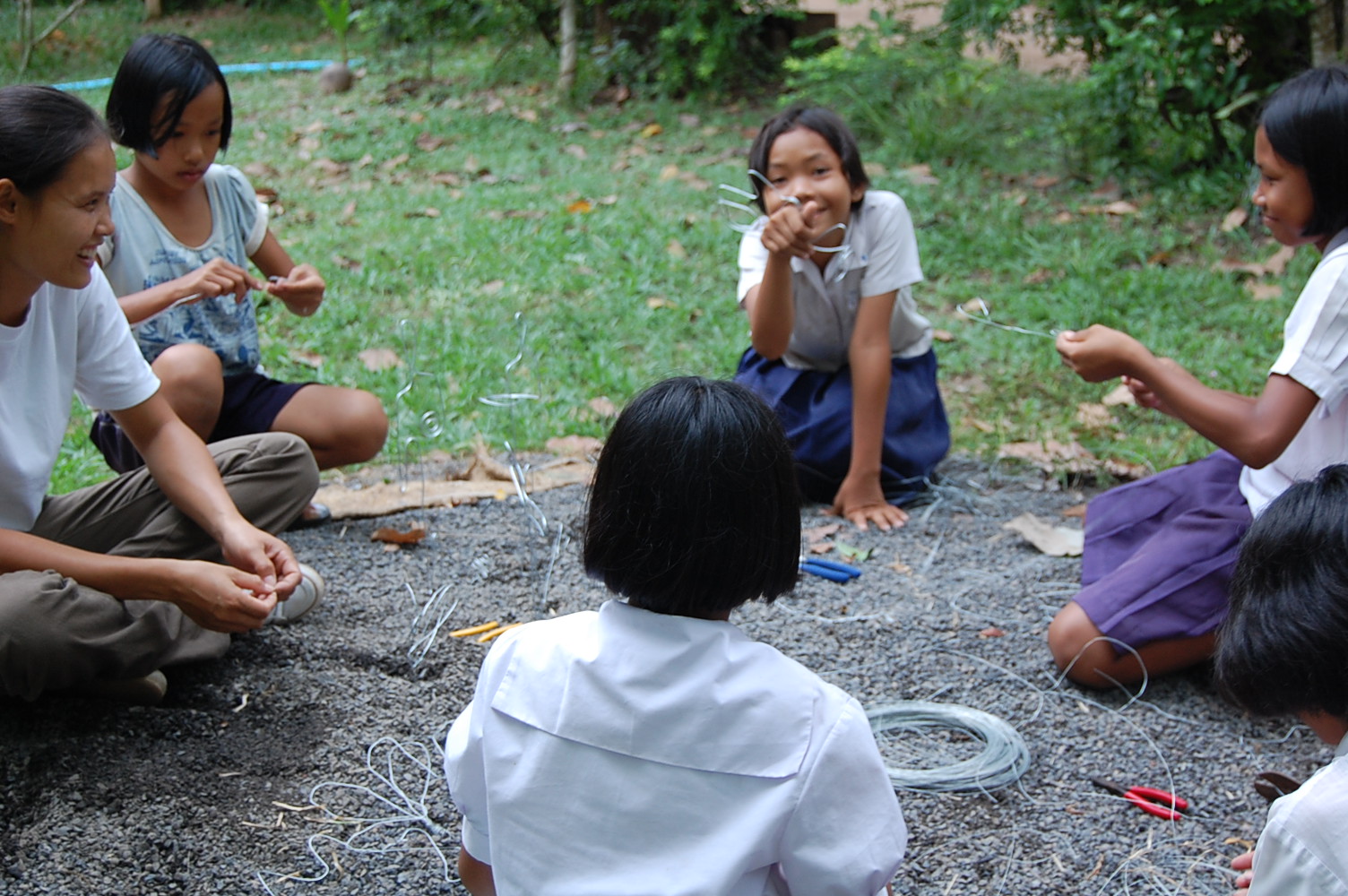Wire Sculpture Workshop (Set of 6 Photographs)