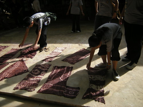 Tie Dye Workshop (Set of 94 Photographs)