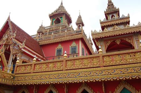 Field Trip to Wat Phra Tart Ruerng Rong Temple (Set of 40 Photographs)